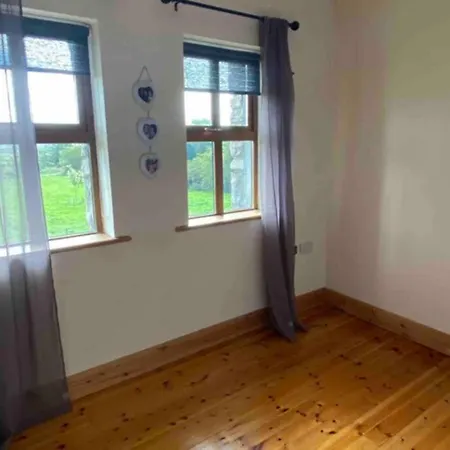 Сasa de vacaciones Annies Meadow. Knock (Mayo)