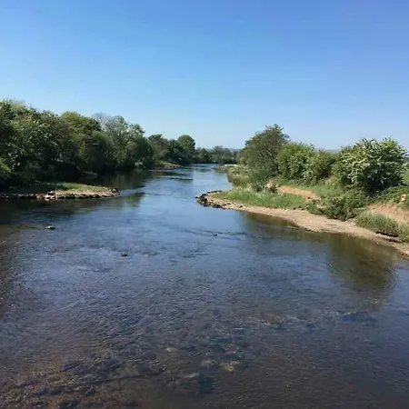 Annies Meadow. Holiday home *